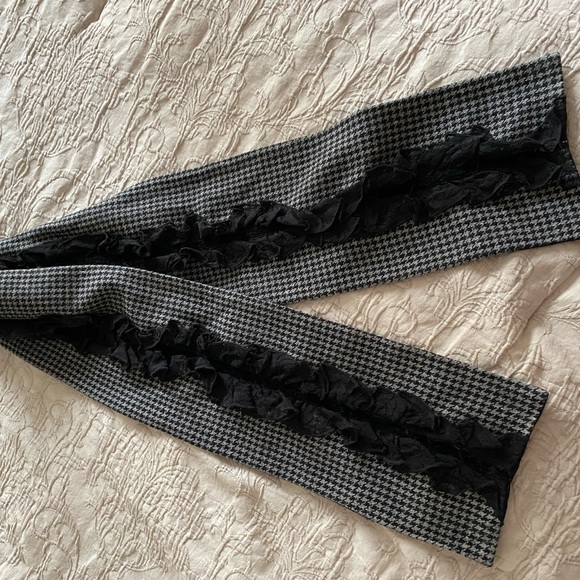 Ladies Vintage Houndstooth Scarf - Picture 3 of 3